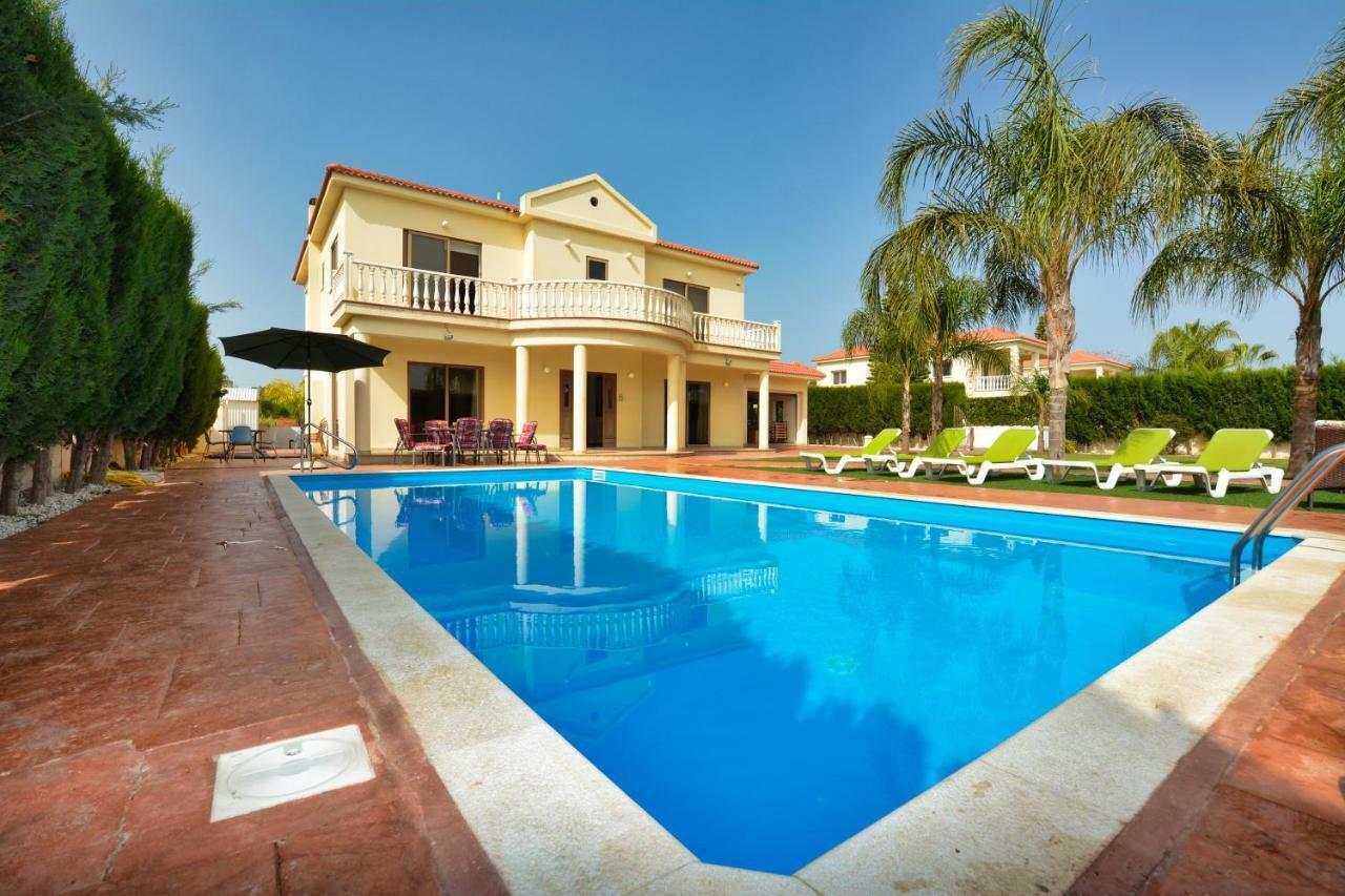 Villa Eva Айя Напа Екстериор снимка